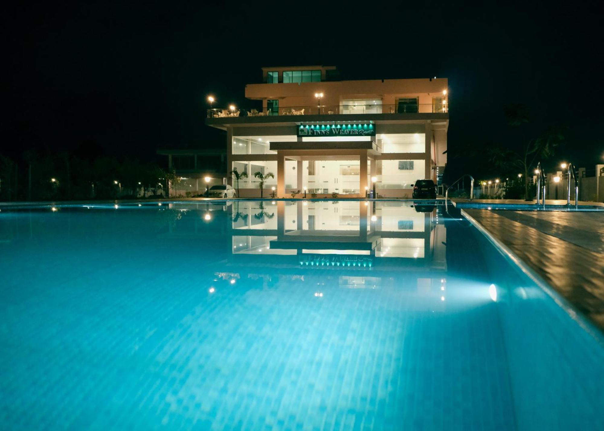 Finn'S Weaver Resort, Kāziranga Екстериор снимка
